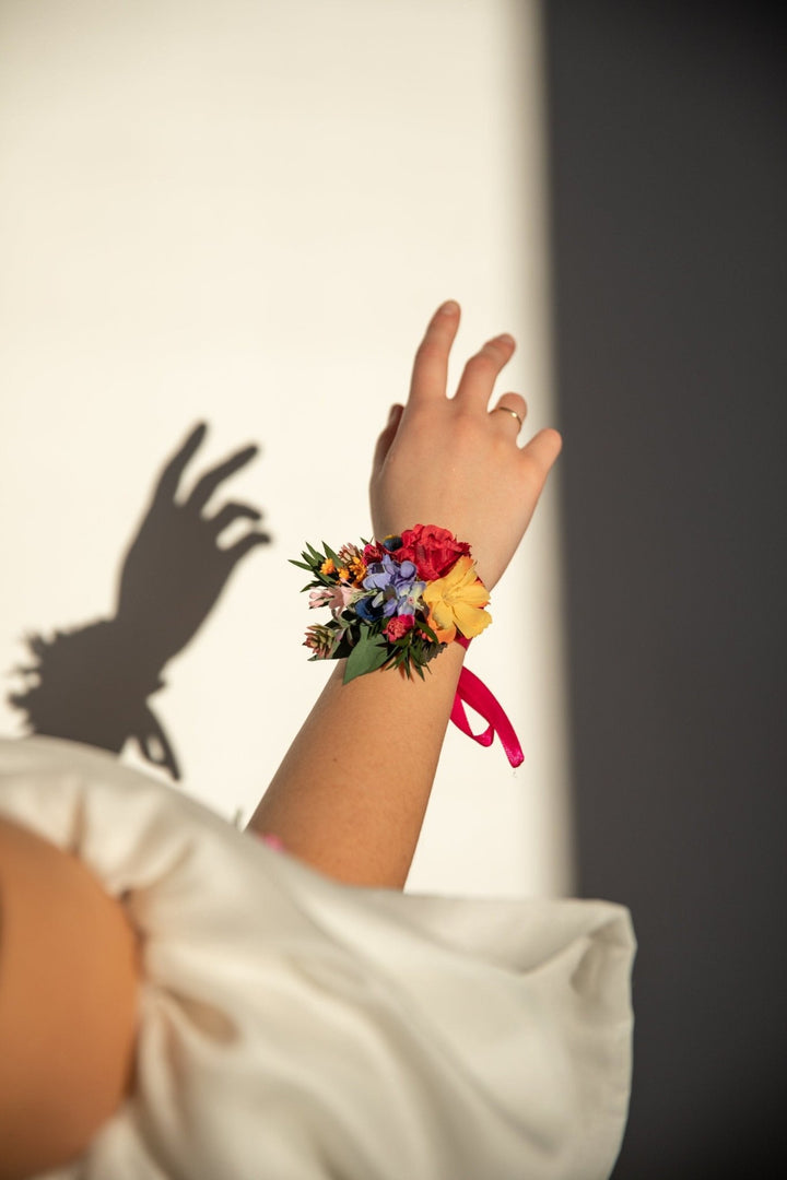Colorful Boho Flower Bracelet: Bridal Bridesmaid Jewelry – handmade floral hair accessory by magaela