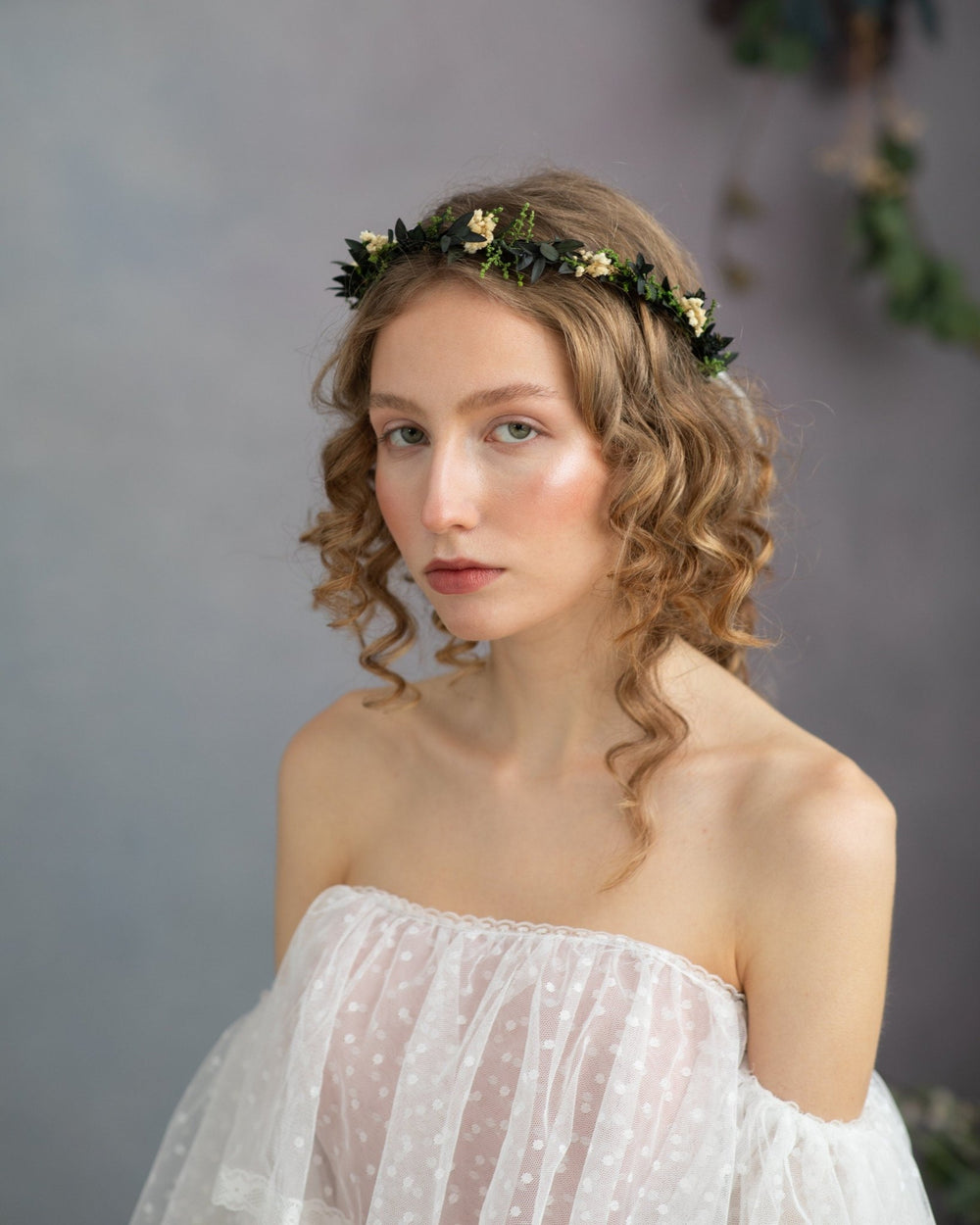 Baby's Breath Flower Crown: Natural Wedding Hair Wreath – handmade floral hair accessory by magaela