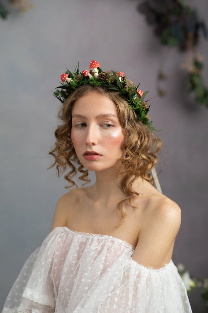 Mushroom Flower Crown: Woodland Fairytale Headpiece – handmade floral hair accessory by magaela