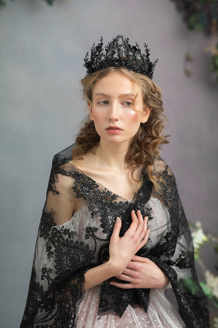 Black Flower Crown: Gothic Wedding Bridal Headpiece – handmade floral hair accessory by magaela