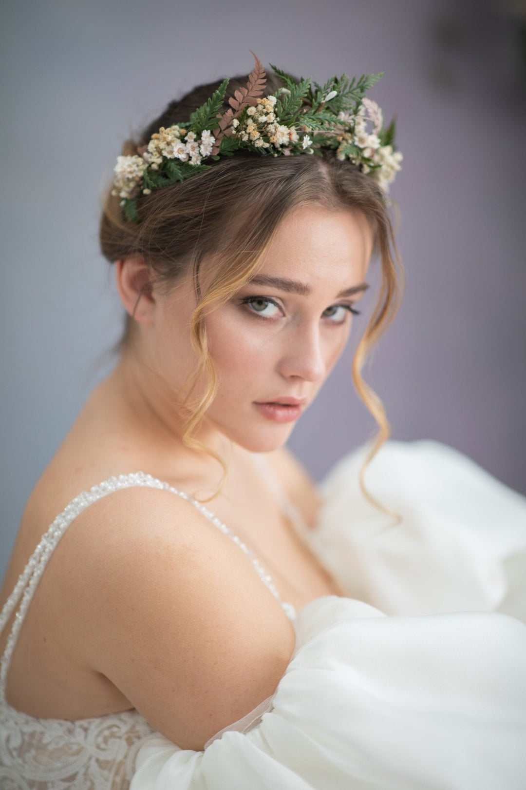 Fern Bridal Crown: Woodland Wedding Headpiece with Preserved Flowers – handmade floral hair accessory by magaela
