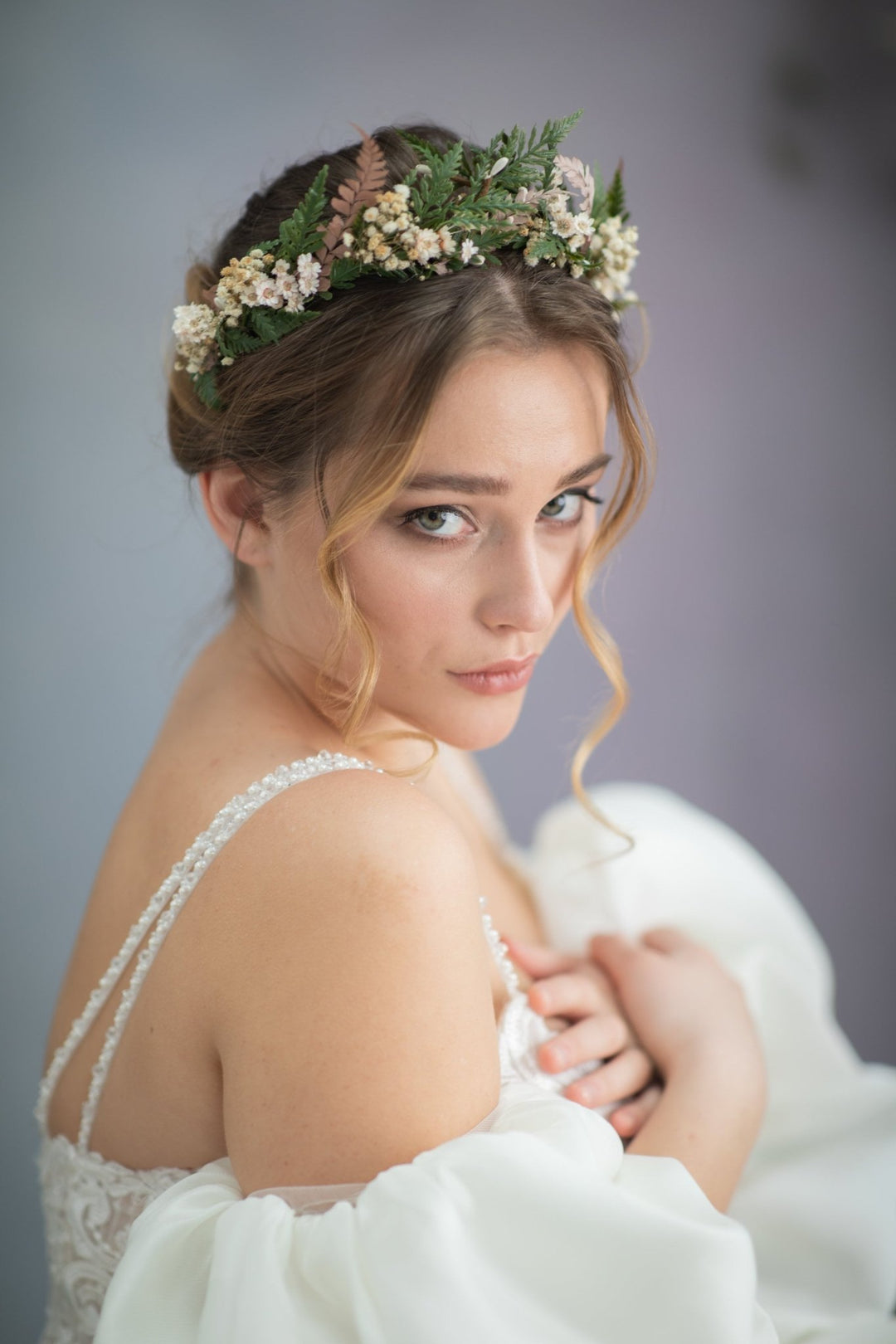Fern Bridal Crown: Woodland Wedding Headpiece with Preserved Flowers – handmade floral hair accessory by magaela