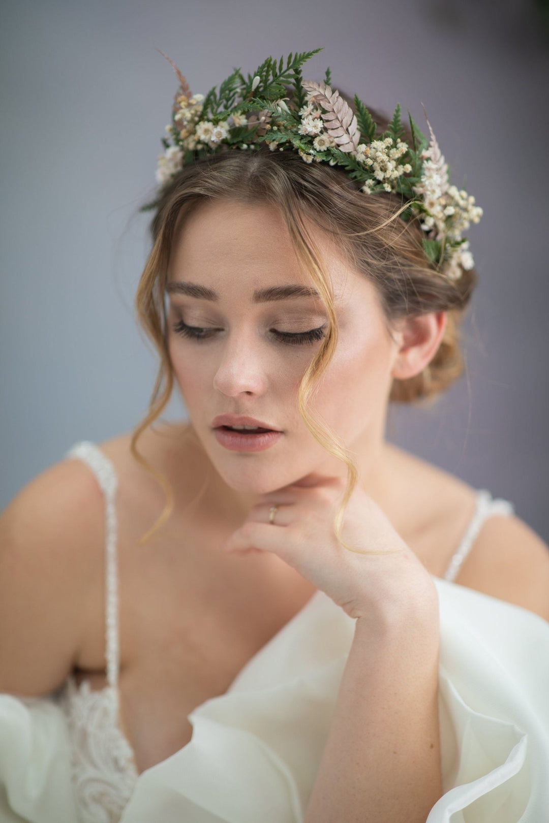 Fern Bridal Crown: Woodland Wedding Headpiece with Preserved Flowers – handmade floral hair accessory by magaela