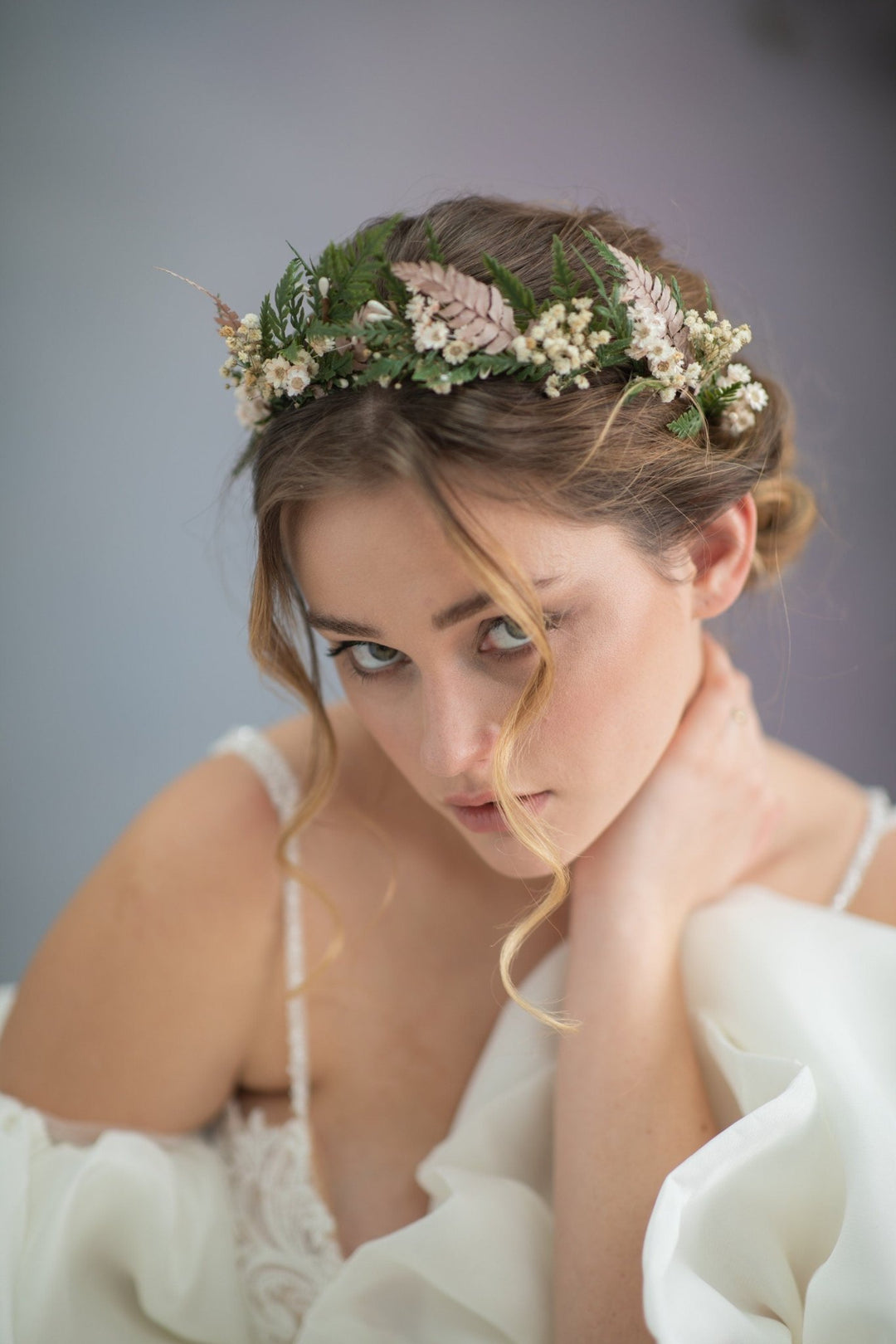 Fern Bridal Crown: Woodland Wedding Headpiece with Preserved Flowers – handmade floral hair accessory by magaela