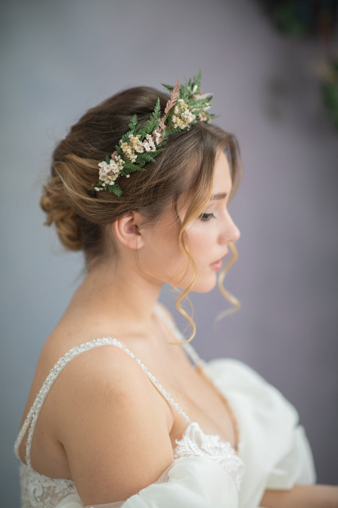 Fern Bridal Crown: Woodland Wedding Headpiece with Preserved Flowers – handmade floral hair accessory by magaela