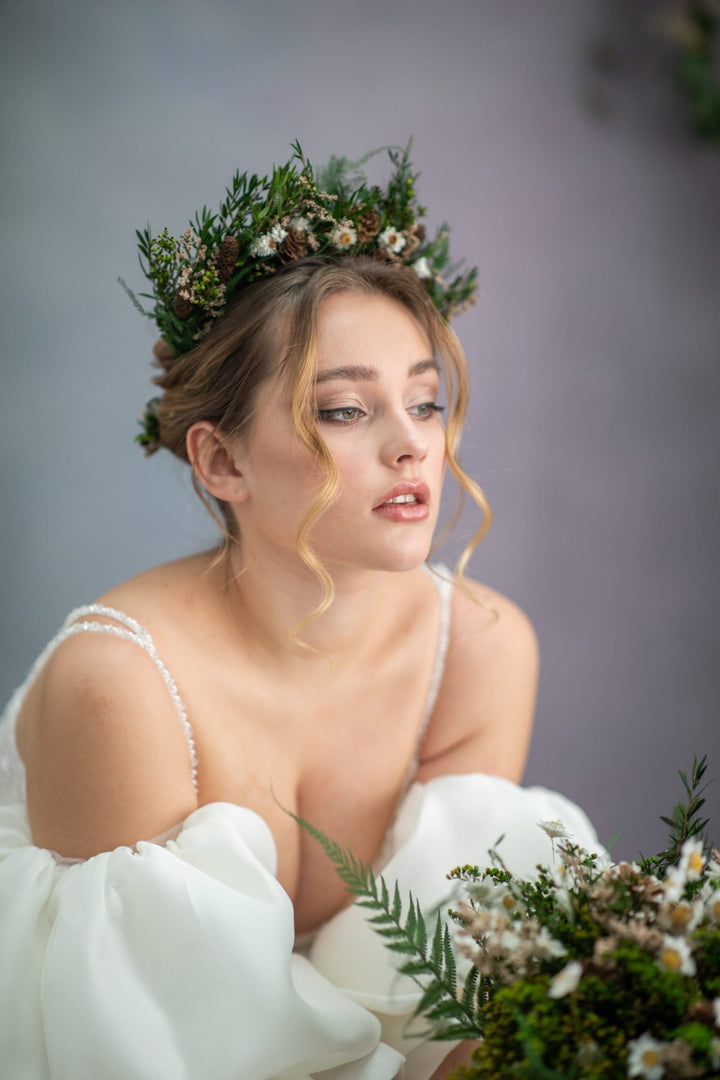 Woodland Bridal Crown: Natural Pine Cone Wedding Hairpiece – handmade floral hair accessory by magaela