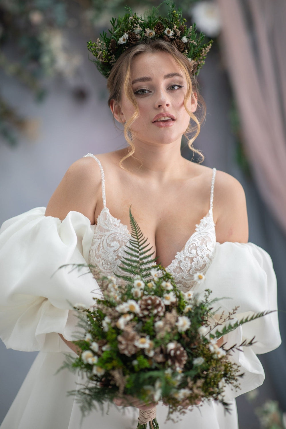 Woodland Bridal Bouquet: Preserved Ferns & Pine Cones – handmade floral hair accessory by magaela