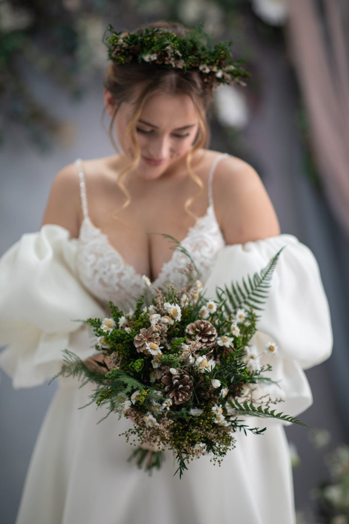 Woodland Bridal Bouquet: Preserved Ferns & Pine Cones – handmade floral hair accessory by magaela