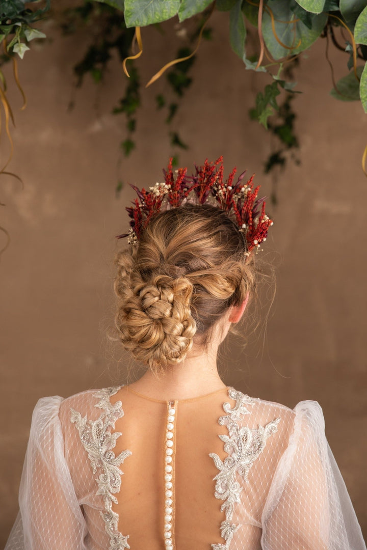 Burgundy Preserved Flower Crown: Boho Bridal Headpiece – handmade floral hair accessory by magaela