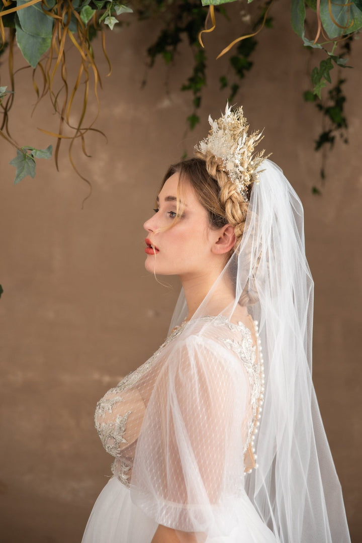 Bohemian Bridal Crown: Cream Preserved Flower Wedding Headpiece – handmade floral hair accessory by magaela