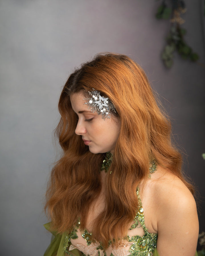 Christmas Star Flower Hair Clip: Winter Gingerbread Accessory – handmade floral hair accessory by magaela