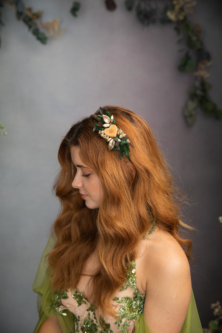 Christmas Flower Headband: Gingerbread Star & Heart, Winter Photoshoot – handmade floral hair accessory by magaela