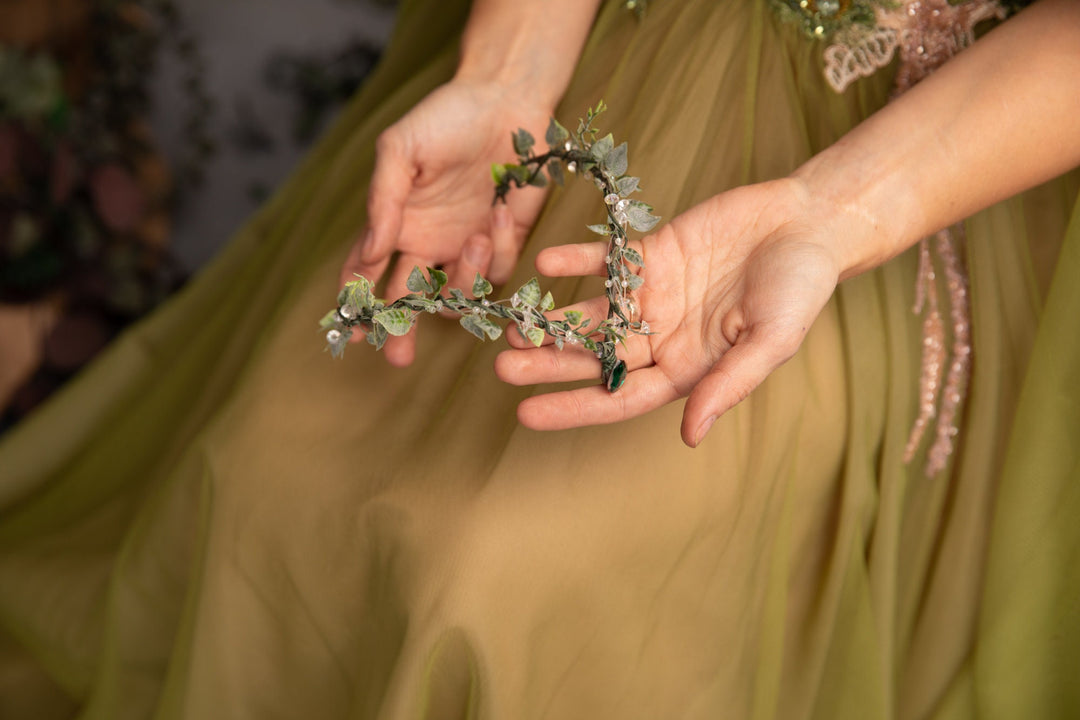 Greenery Elf Wedding Tiara – Fairytale Bridal Headpiece, Fantasy Elven Crown – handmade floral hair accessory by magaela
