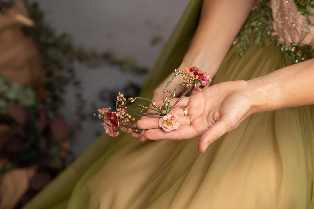 Floral Elven Bridal Crown: Fairytale Wedding Tiara – handmade floral hair accessory by magaela