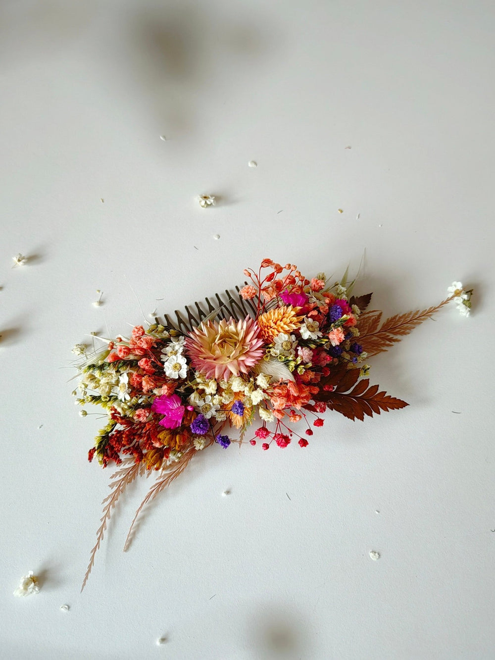 Dried Flower Hair Comb: Rustic Wedding Headpiece – handmade floral hair accessory by magaela