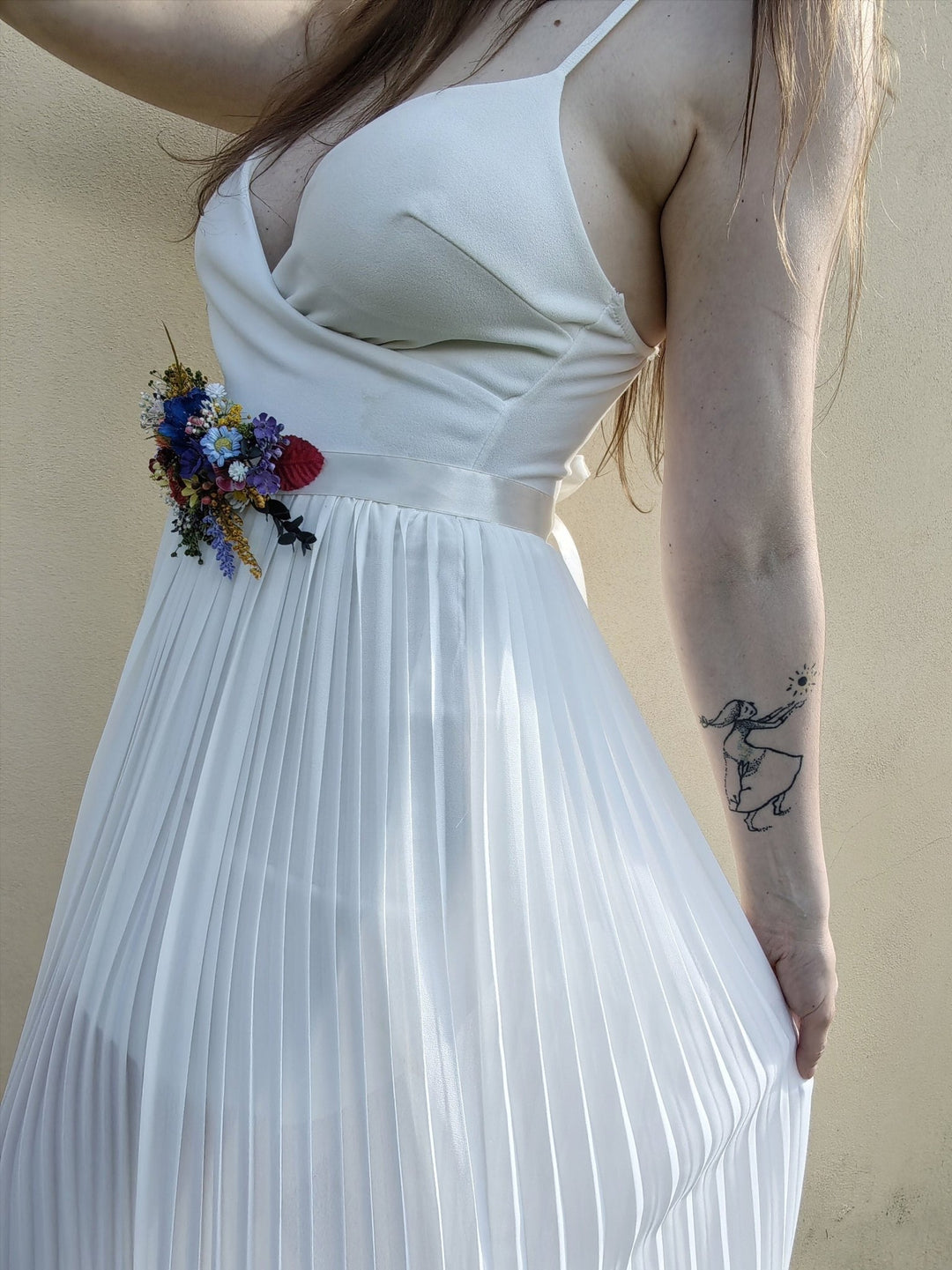 Wildflower Bridal Belt: Colorful Summer Wedding Sash – handmade floral hair accessory by magaela