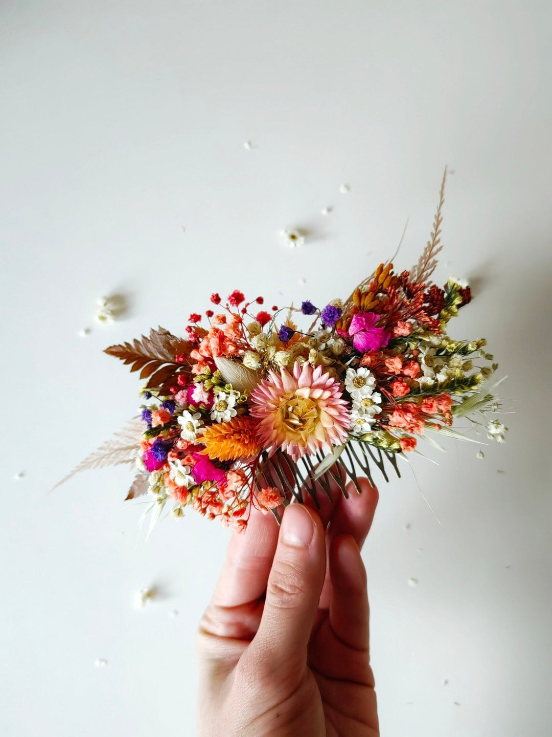 Dried Flower Hair Comb: Rustic Wedding Headpiece – handmade floral hair accessory by magaela