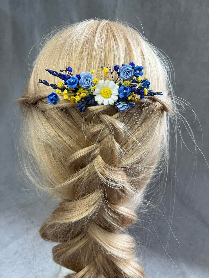 Blue & Yellow Floral Hair Comb: Daisy Wedding Headpiece – handmade floral hair accessory by magaela