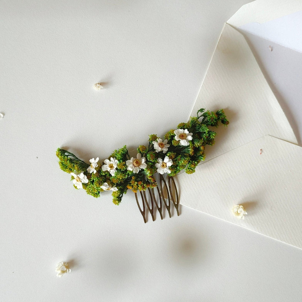 Greenery Bridal Hair Comb: Preserved Ixodia Flowers, Rustic Wedding – handmade floral hair accessory by magaela