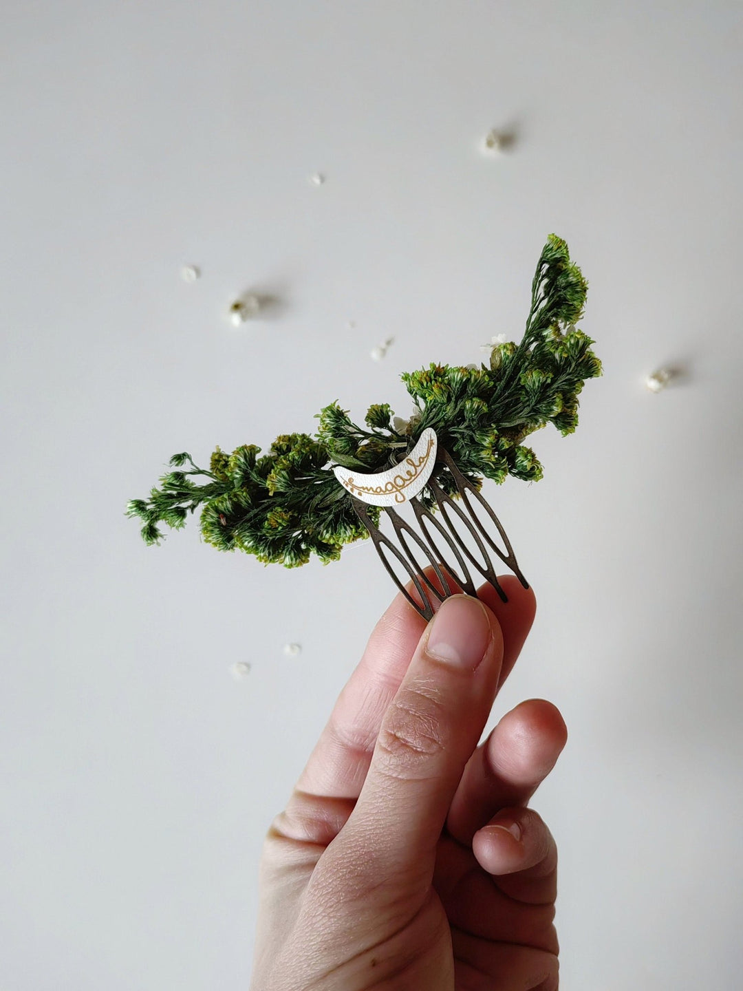 Greenery Bridal Hair Comb: Preserved Ixodia Flowers, Rustic Wedding – handmade floral hair accessory by magaela
