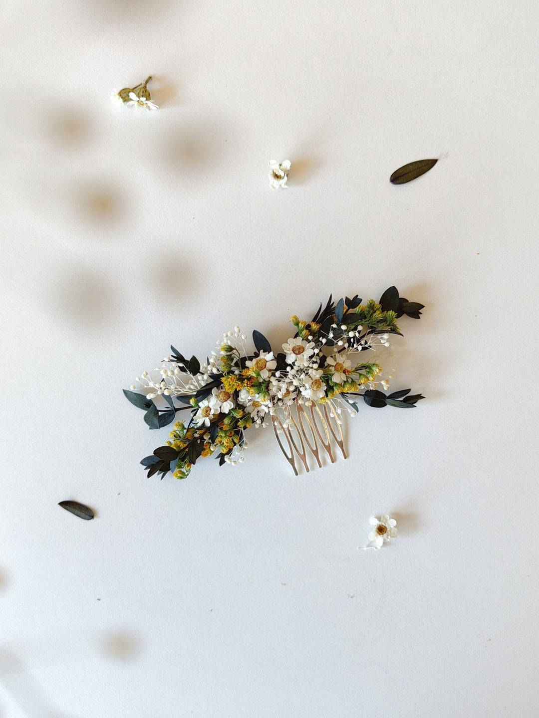 Eucalyptus Flower Hair Comb: Preserved Greenery Bridal Comb – handmade floral hair accessory by magaela