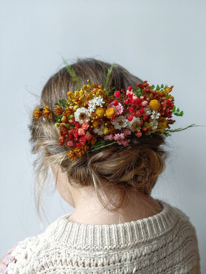 Boho Dried Flower Hair Comb: Rustic Wedding Bridal Clip – handmade floral hair accessory by magaela