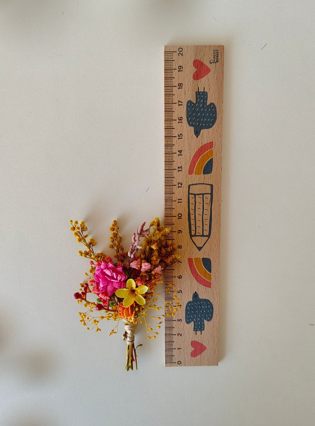 Summer Flower Bridal Set: Hair Comb, Boutonniere & Hairpins – handmade floral hair accessory by magaela