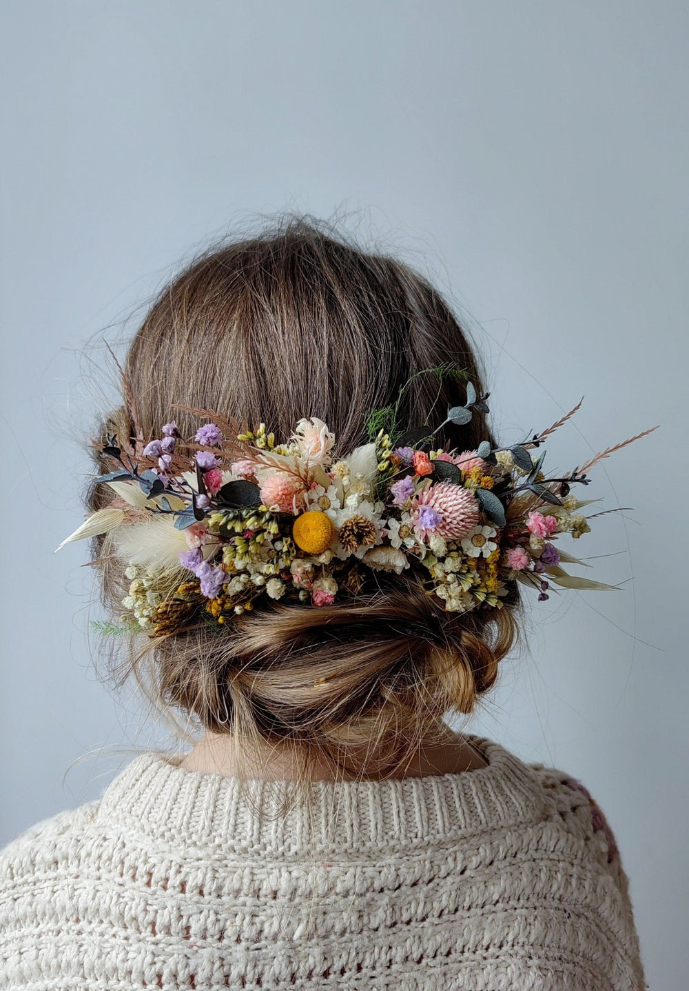 Wildflower Hair Comb: Rustic Bridal Accessory with Preserved Flowers – handmade floral hair accessory by magaela