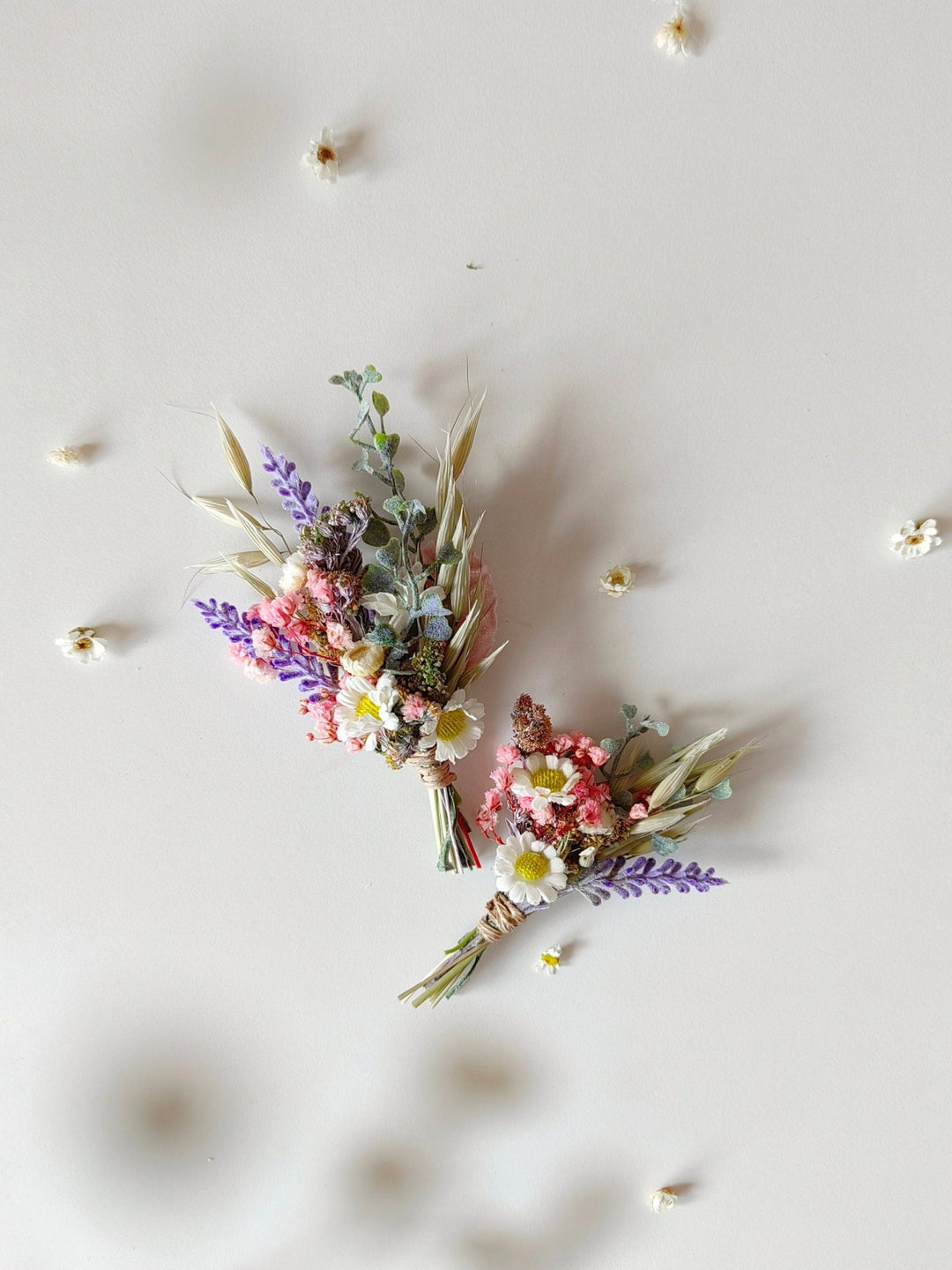 Meadow Flower Boutonniere: Summer Wedding Groom Corsage – handmade floral hair accessory by magaela