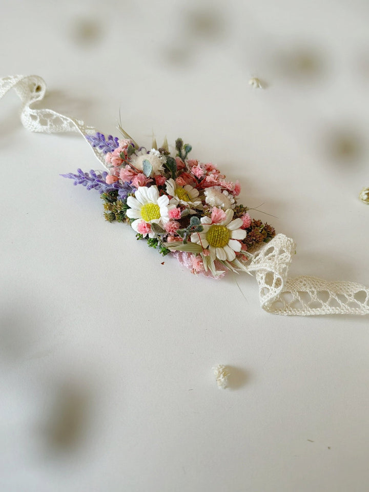 Wildflower Bracelet: Daisy Lavender Wedding Wrist Corsage – handmade floral hair accessory by magaela