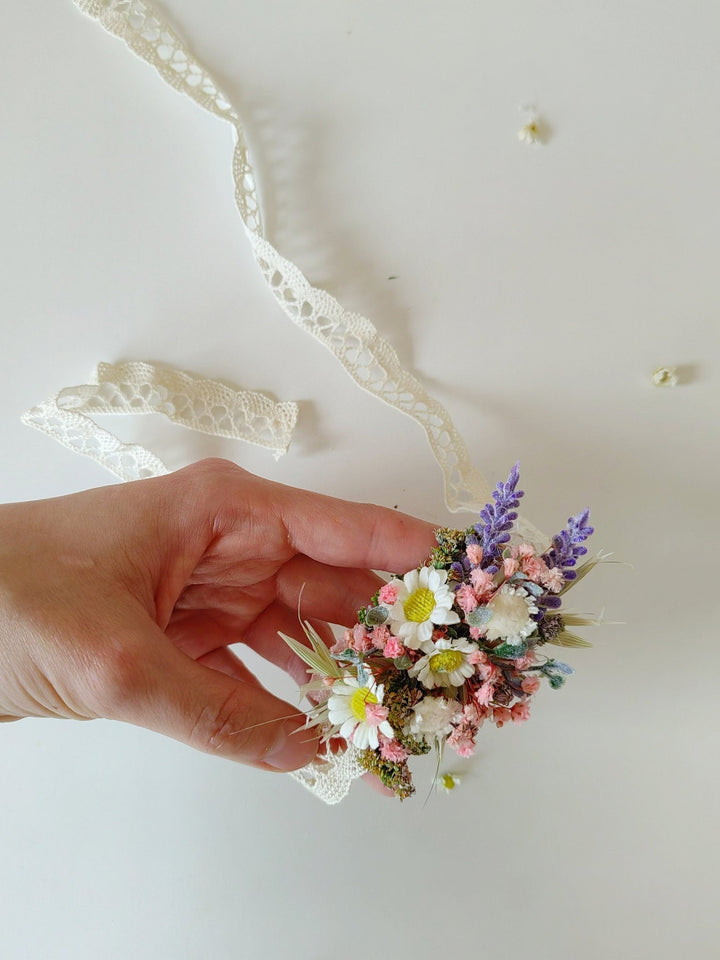 Wildflower Bracelet: Daisy Lavender Wedding Wrist Corsage – handmade floral hair accessory by magaela
