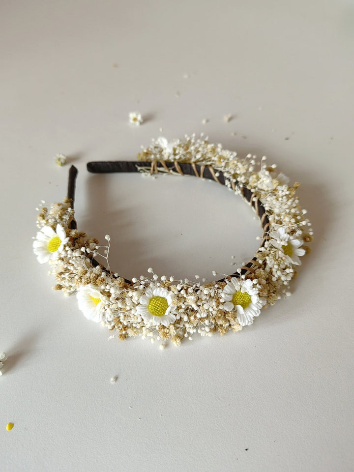 Daisy Wedding Headband: Ivory Flower Crown with Baby's Breath – handmade floral hair accessory by magaela