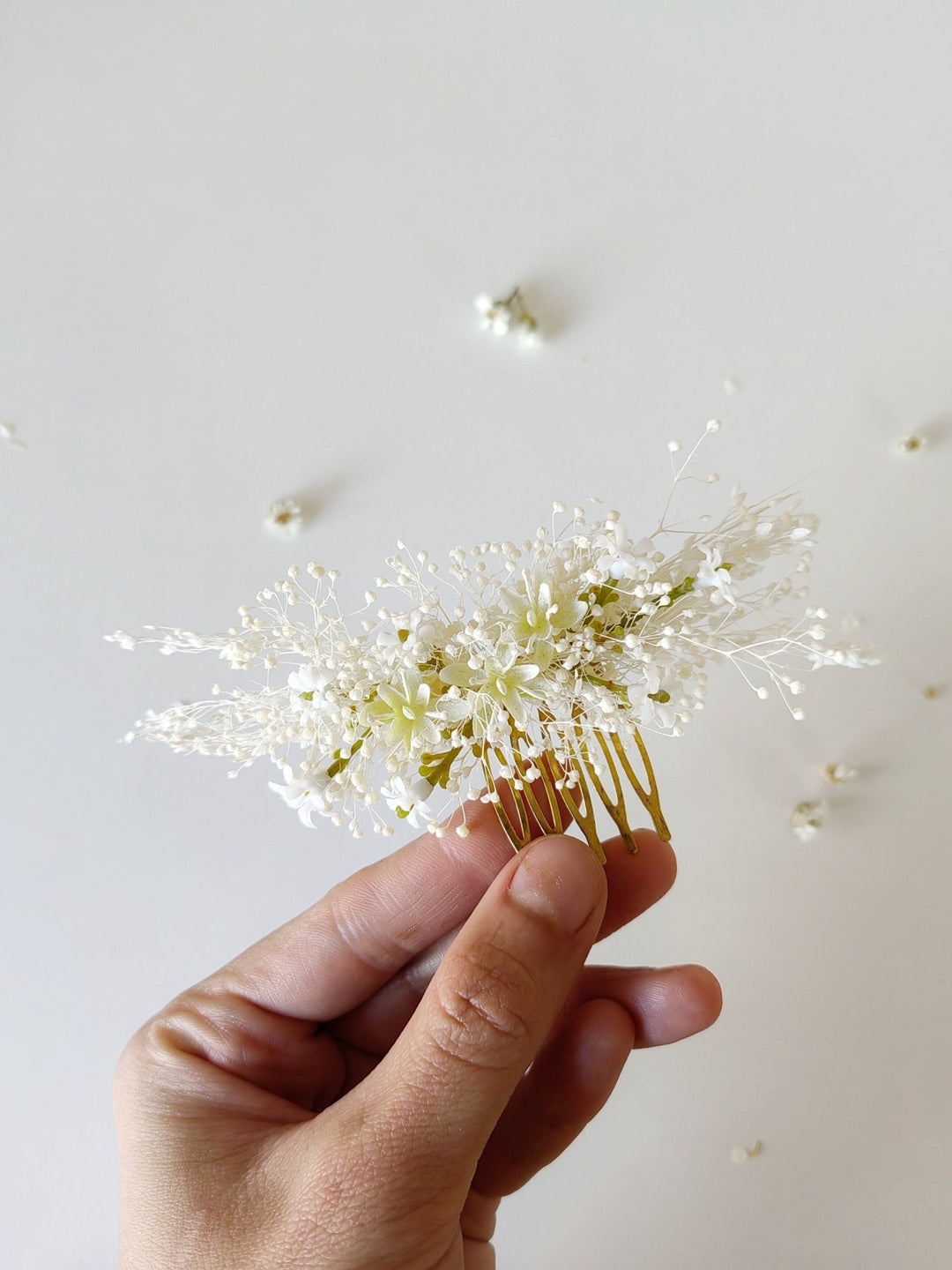 White Flower Wedding Hair Comb: Bridal Headpiece, Handmade – handmade floral hair accessory by magaela