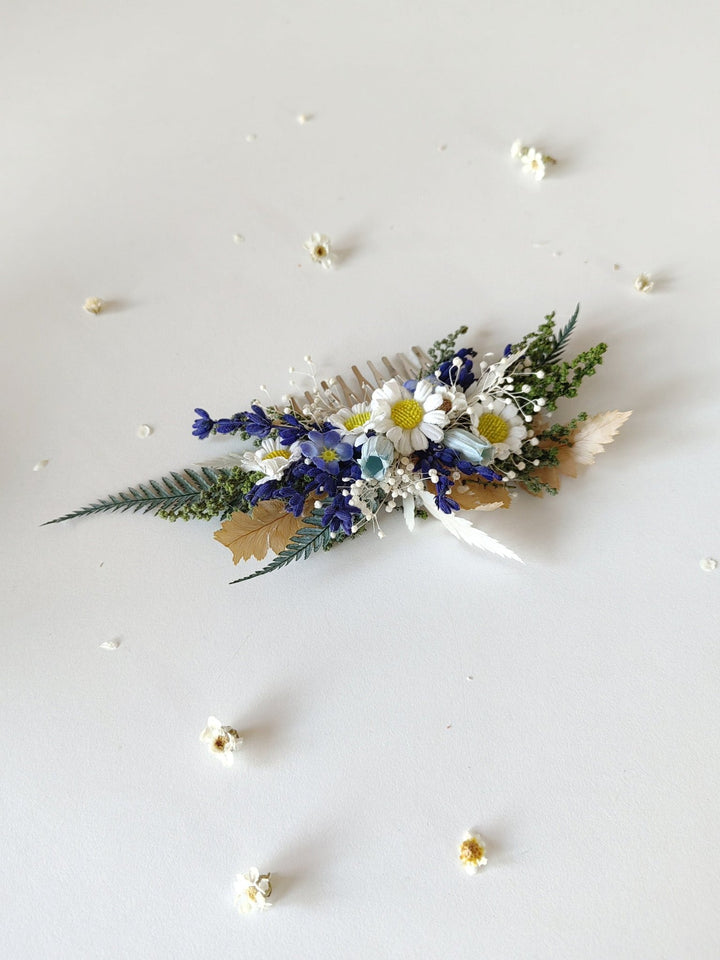 Daisy and Lavender Flower Hair Comb: Meadow Wedding Headpiece – handmade floral hair accessory by magaela