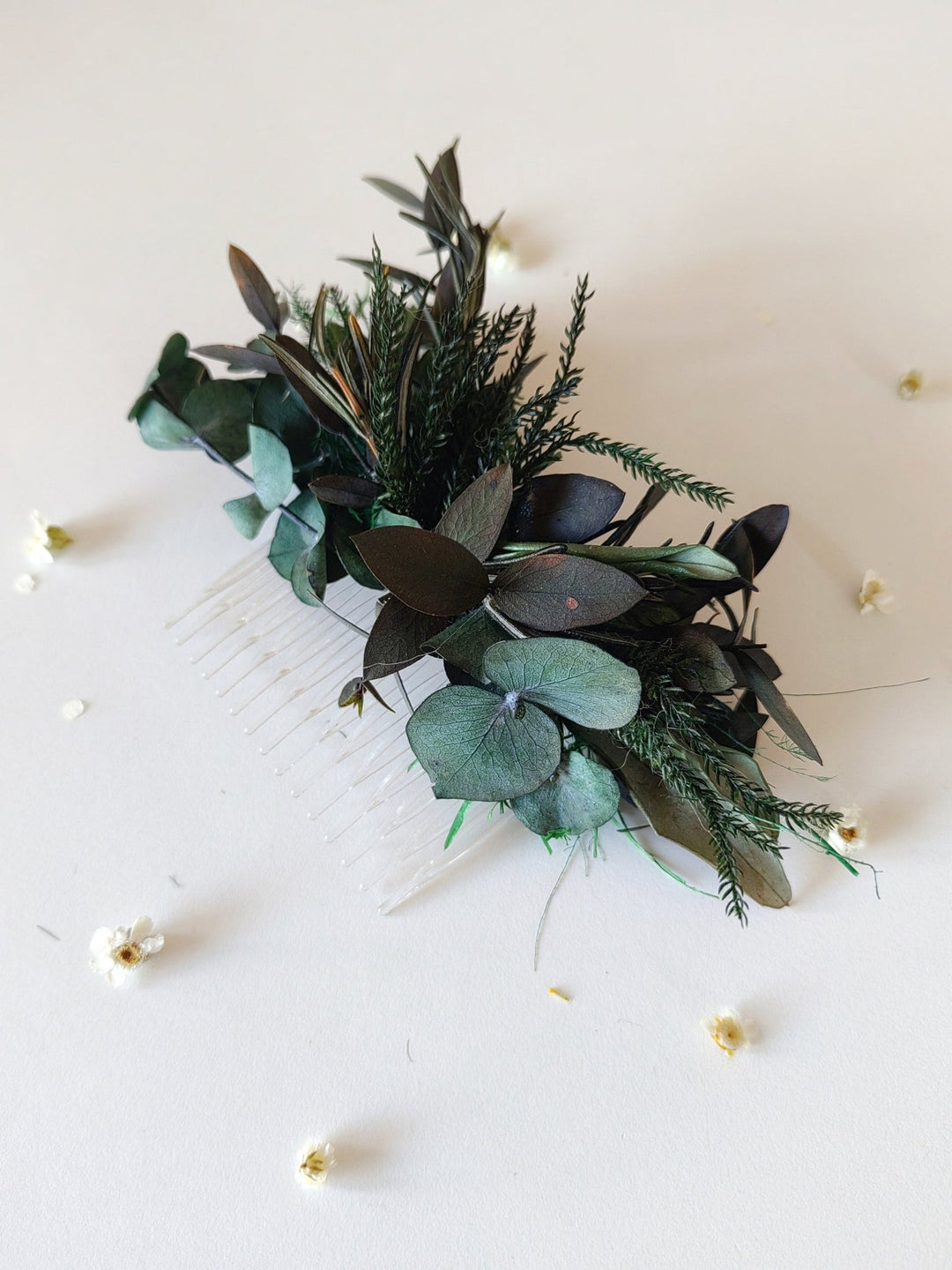 Woodland Bride Hair Comb: Greenery Wedding Accessory – handmade floral hair accessory by magaela