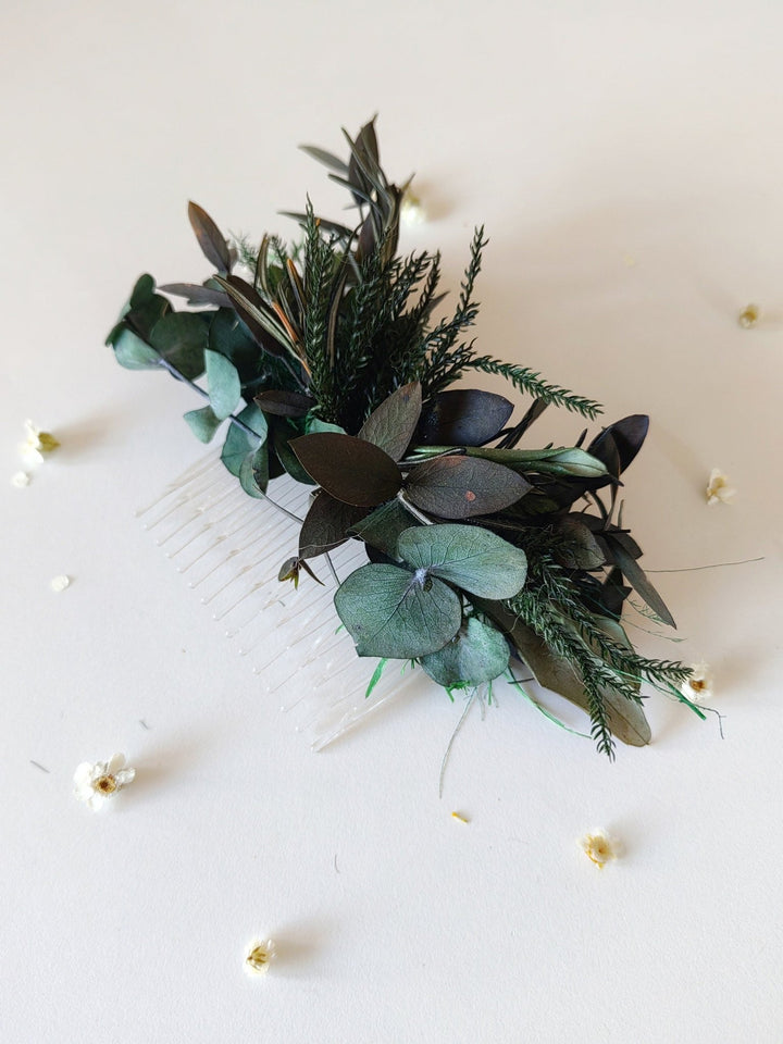 Woodland Bride Hair Comb: Greenery Wedding Accessory – handmade floral hair accessory by magaela