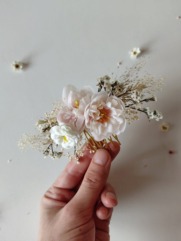 Pale Pink Flower Bridal Hair Comb: Romantic Wedding Hairstyle – handmade floral hair accessory by magaela