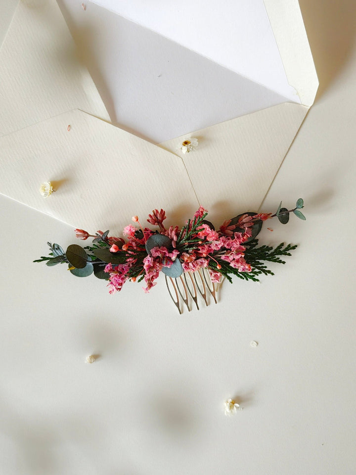 Woodland Wedding Flower Set: Hair Comb, Boutonniere, Hairpins – handmade floral hair accessory by magaela