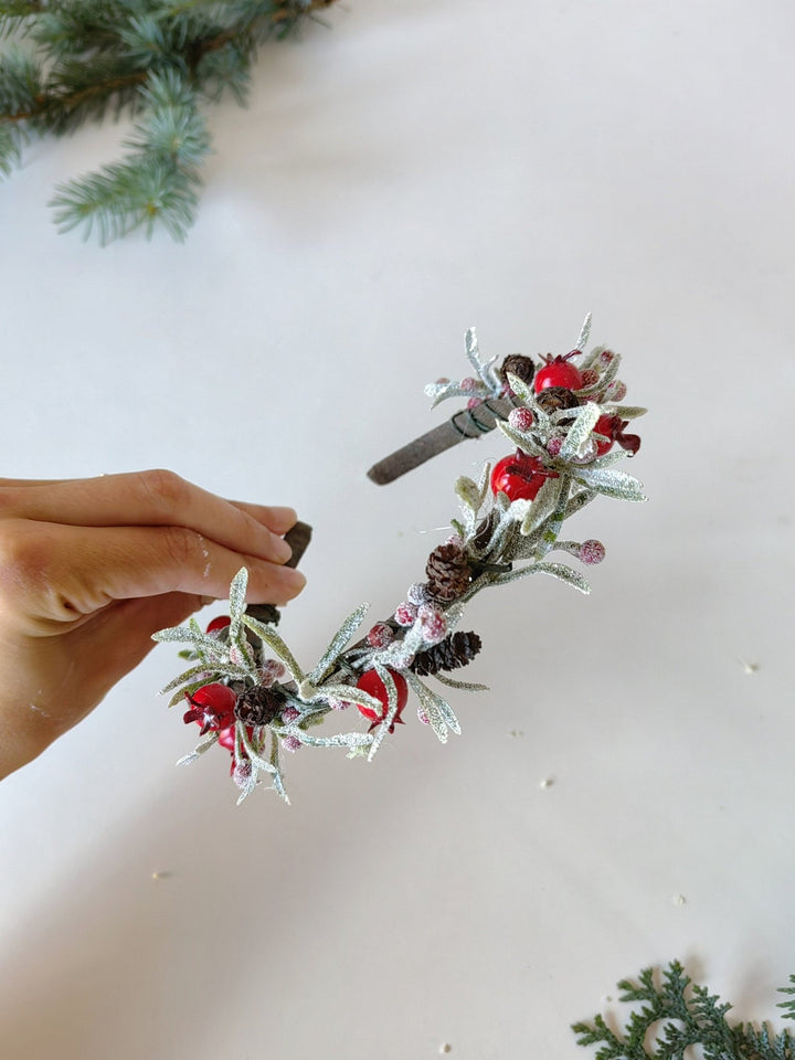 Christmas Flower Headband: Rosehips & Pine Cones Winter Crown – handmade floral hair accessory by magaela