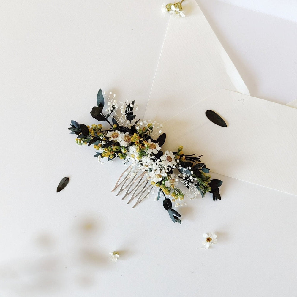 Eucalyptus Flower Hair Comb: Preserved Greenery Bridal Comb – handmade floral hair accessory by magaela