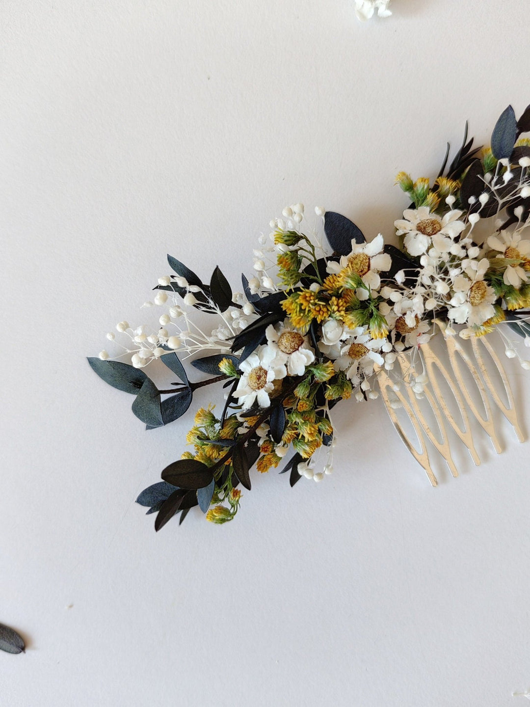 Eucalyptus Flower Hair Comb: Preserved Greenery Bridal Comb – handmade floral hair accessory by magaela