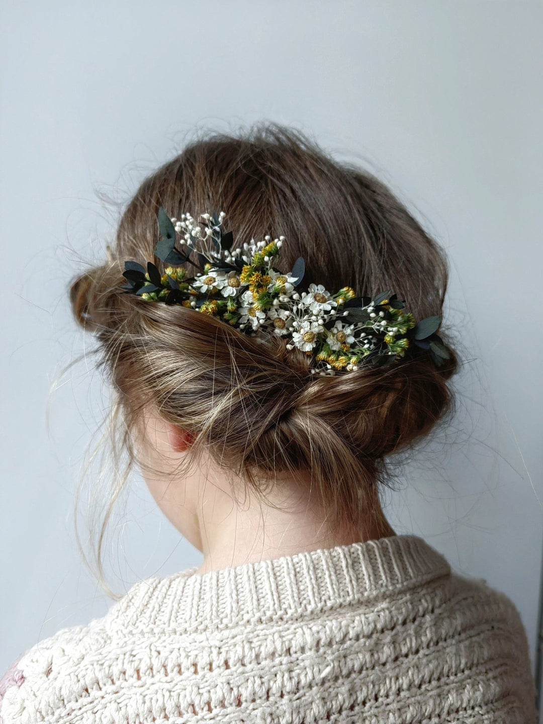Eucalyptus Flower Hair Comb: Preserved Greenery Bridal Comb – handmade floral hair accessory by magaela