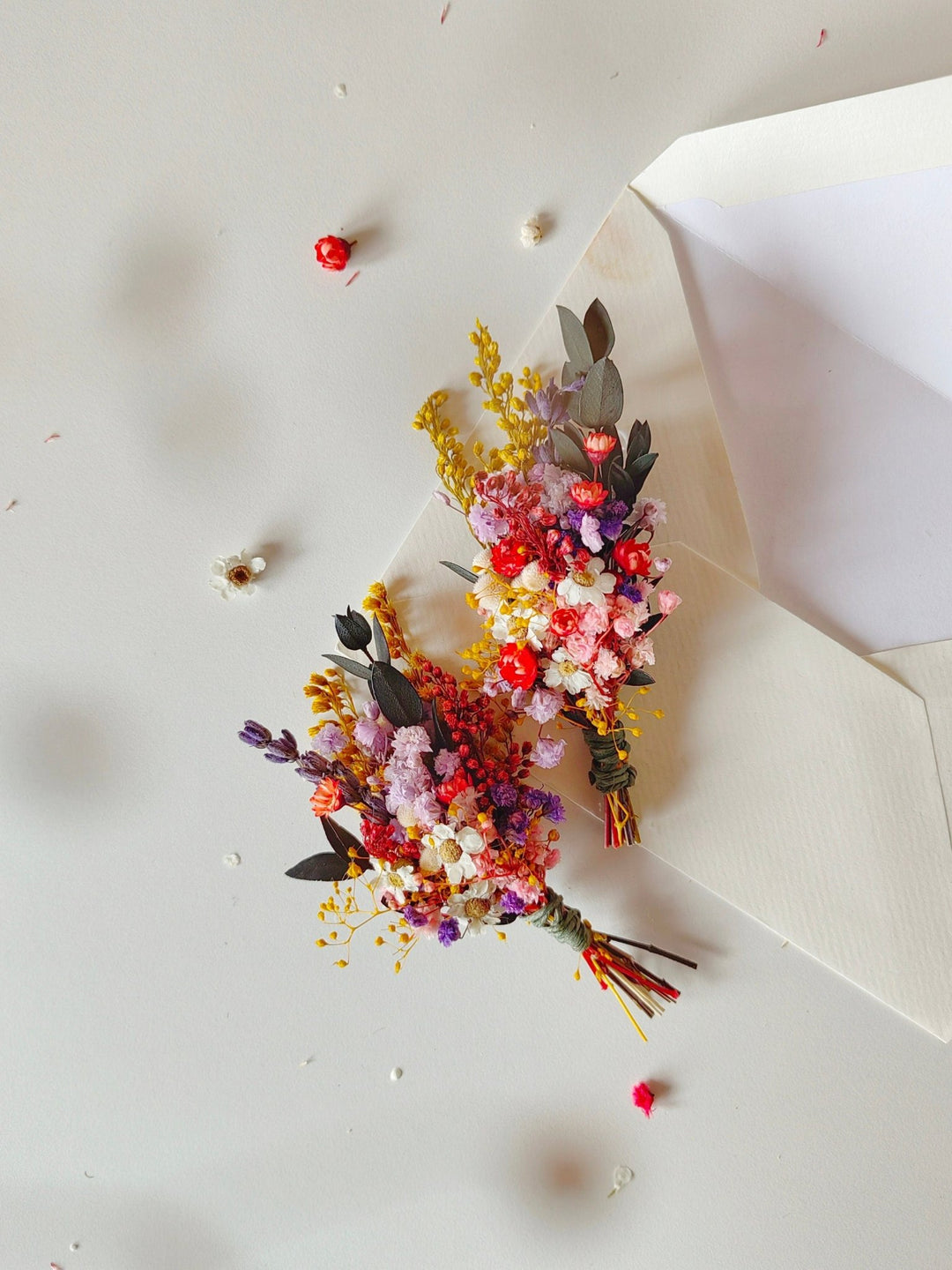 Wildflower Boutonniere: Rustic Summer Wedding Corsage – handmade floral hair accessory by magaela