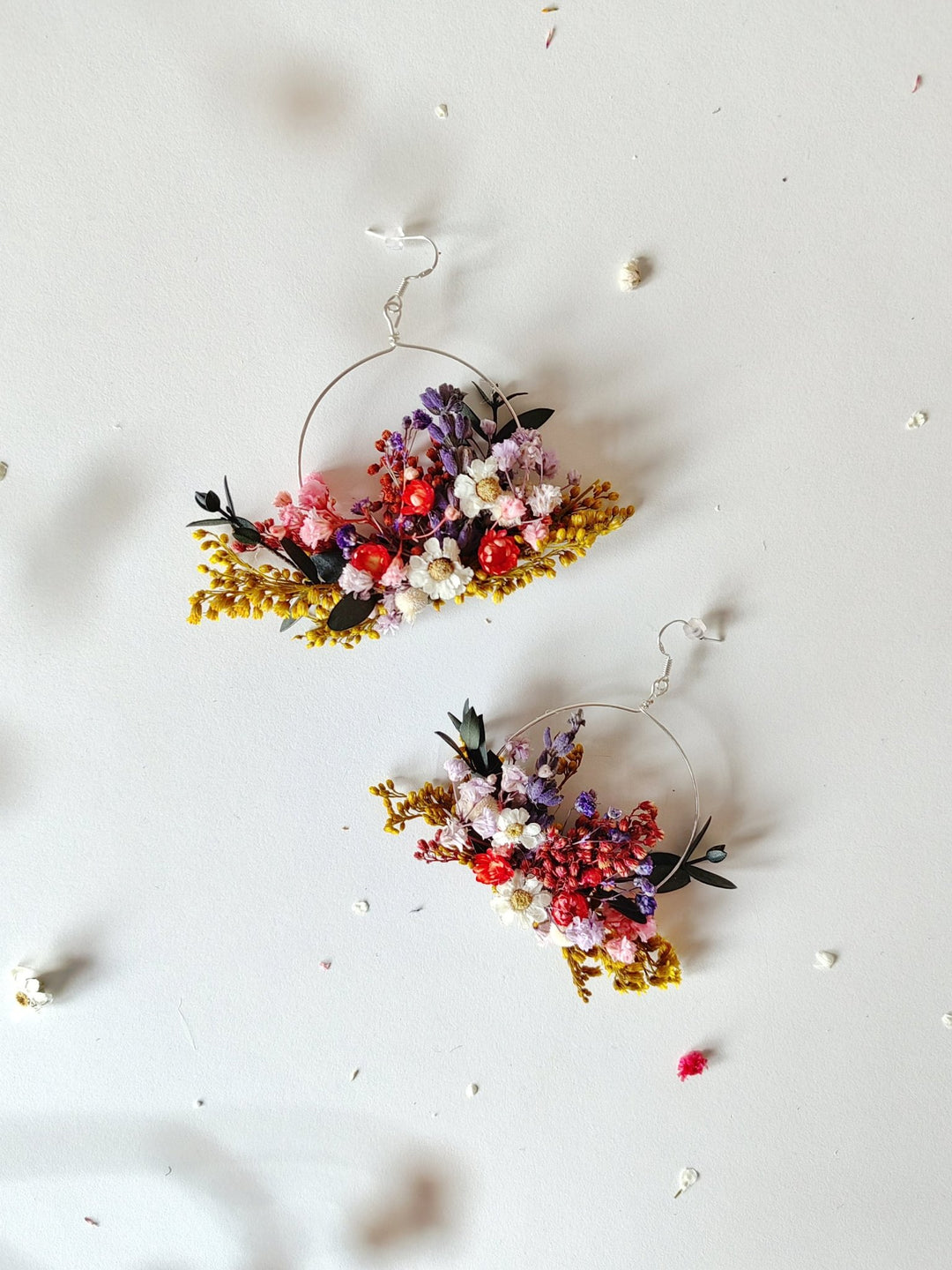 Preserved Flower Circle Earrings: Meadow Wedding Jewelry – handmade floral hair accessory by magaela