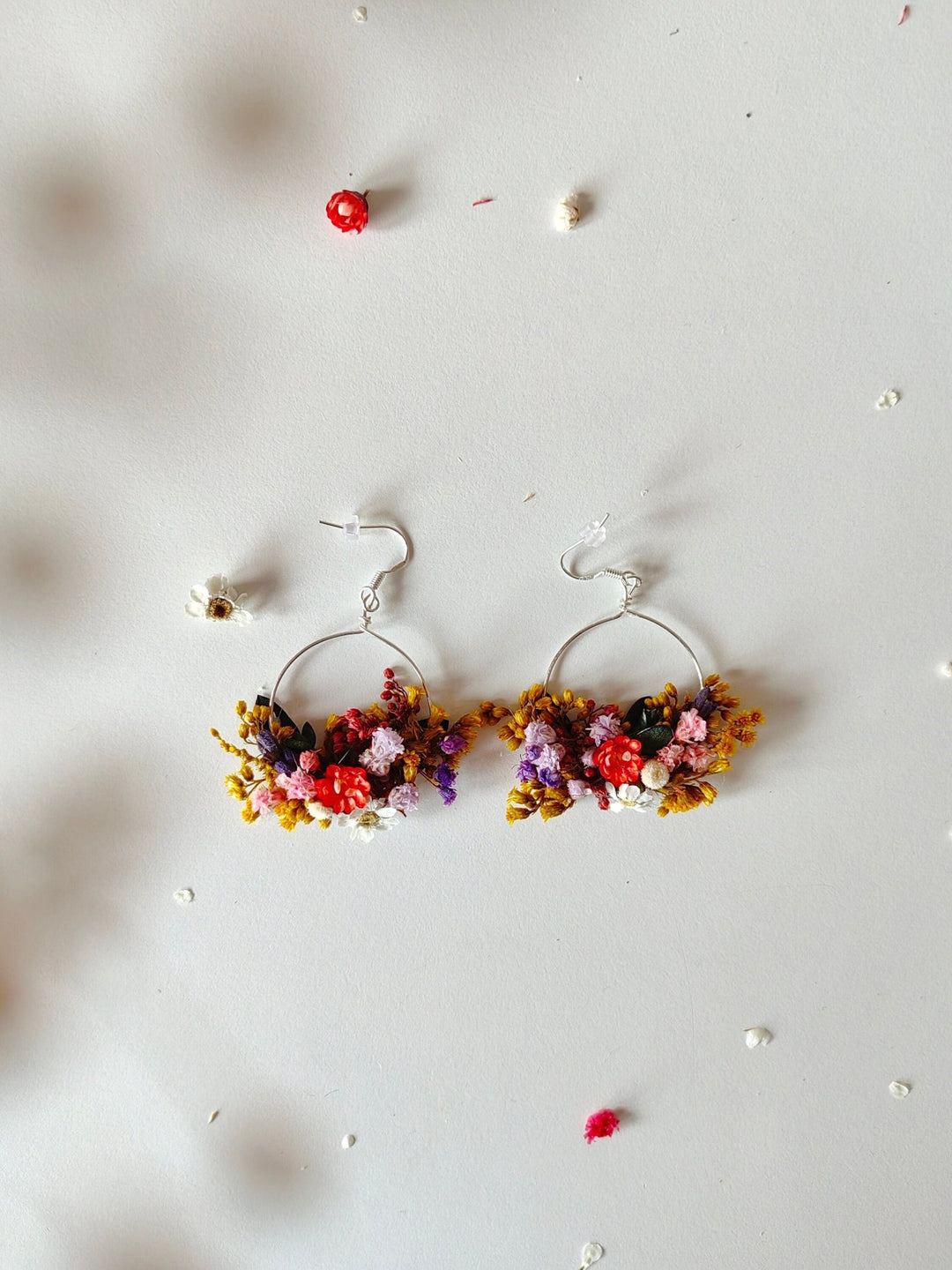 Preserved Flower Circle Earrings: Meadow Wedding Jewelry – handmade floral hair accessory by magaela