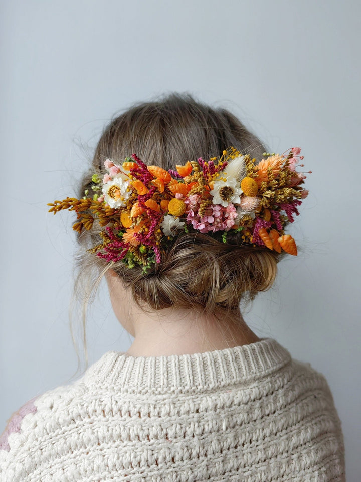 Burnt Orange Bridal Hair Comb: Preserved Flower Rustic Wedding Hair Vine – handmade floral hair accessory by magaela
