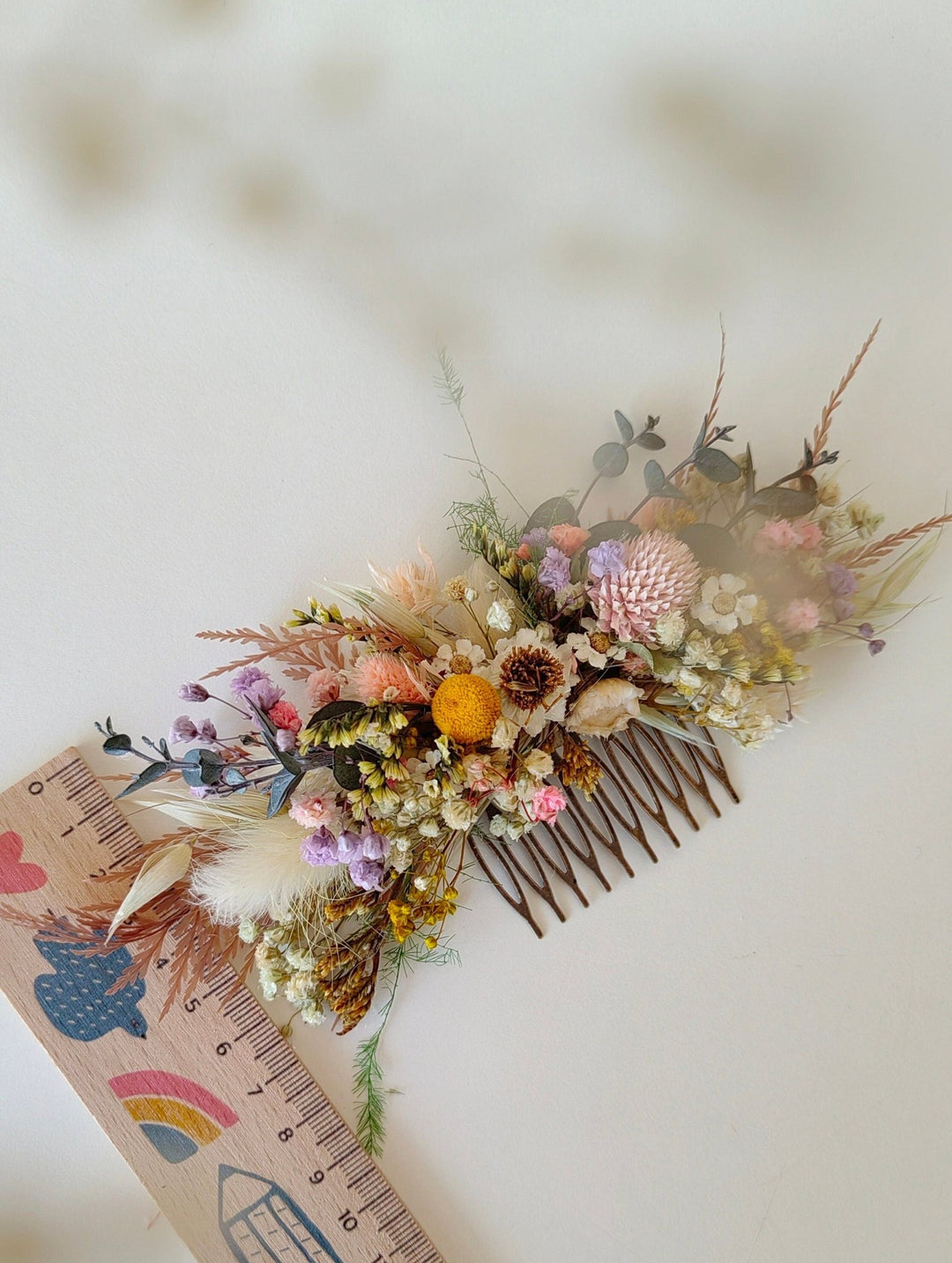 Wildflower Hair Comb: Rustic Bridal Accessory with Preserved Flowers – handmade floral hair accessory by magaela