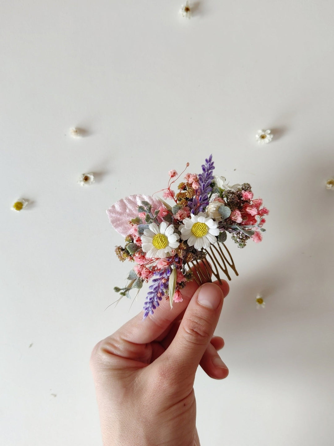 Daisy Flower Hair Comb: Meadow Bridal Hair Accessories – handmade floral hair accessory by magaela