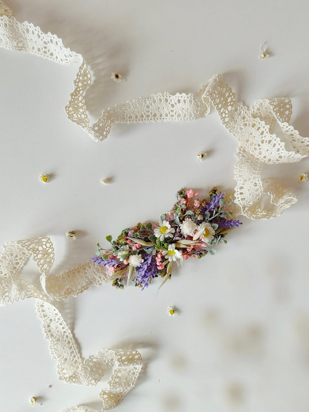 Wildflower Bridal Belt: Daisy Lavender Meadow Flower, Boho Wedding – handmade floral hair accessory by magaela