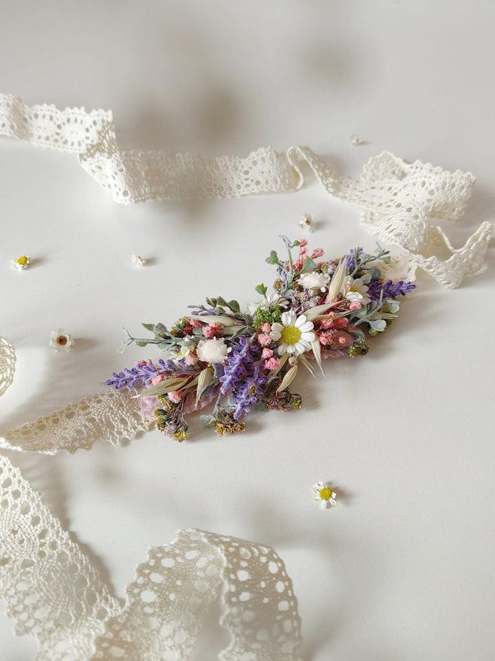 Wildflower Bridal Belt: Daisy Lavender Meadow Flower, Boho Wedding – handmade floral hair accessory by magaela